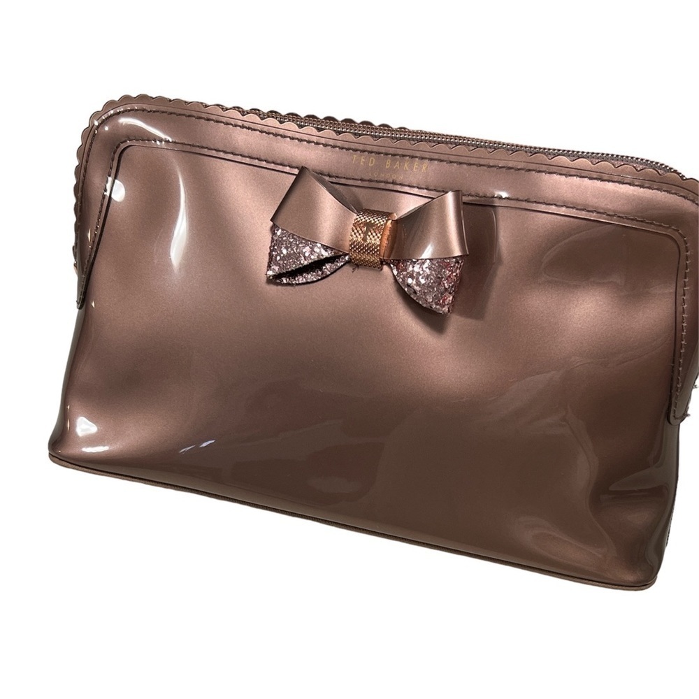 Ted Baker Ardith Scallop Edge Large Cosmetic Washbag